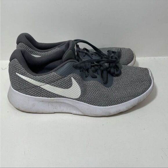 Nike Grey Knit Athletic Running Shoes